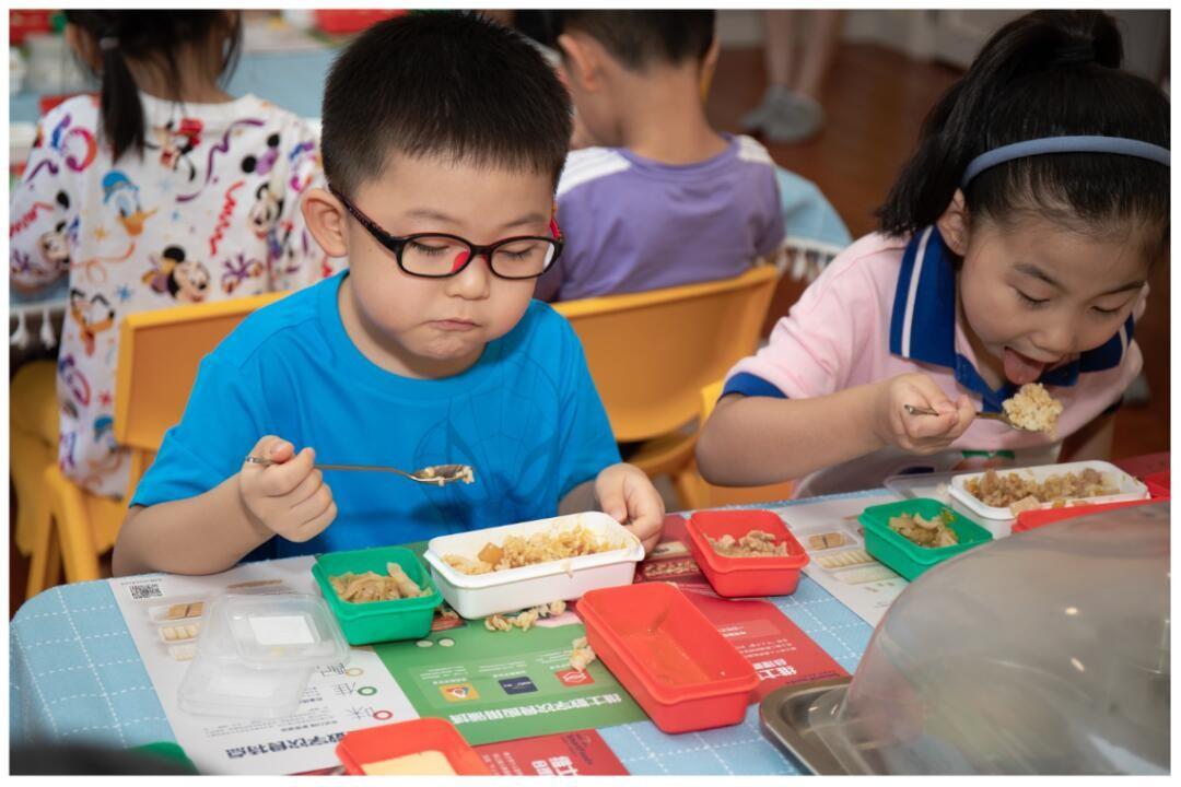 白小姐资料大全+正版资料白小姐奇缘四肖警惕虚假宣传、全面解答与解释