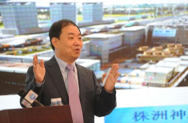 2025新奥最新资料大全,2025新澳门正版免费正题,新奥精准免费提供澳门,新澳门的警惕虚假宣传-全面释义、解释与落实